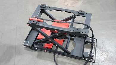 Мобильный ножничный пневмоподъемник AR100.6 QUADRO