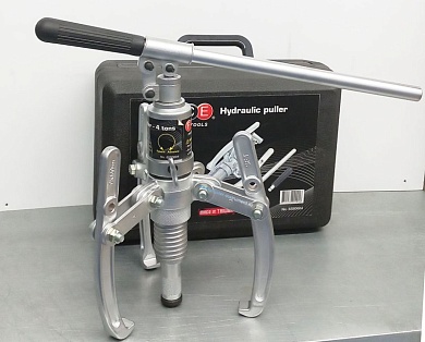 Съемник двух-трехзахватный переставной 6" гидравлический 4 тонн